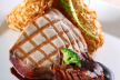 Gegrilde tonijnsteak met lauw/warme sesamdressing recept