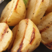 Ovenschotel met köfte en aardappelen recept