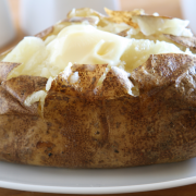Gepofte aardappel met kaas recept