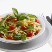 Pasta met gorgonzola en pistaches recept