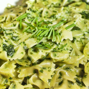 Scampi met verse spinazie pasta recept