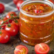 Tomaten-auberginesaus recept