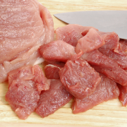 Gegratineerde varkensfilets met perziken recept