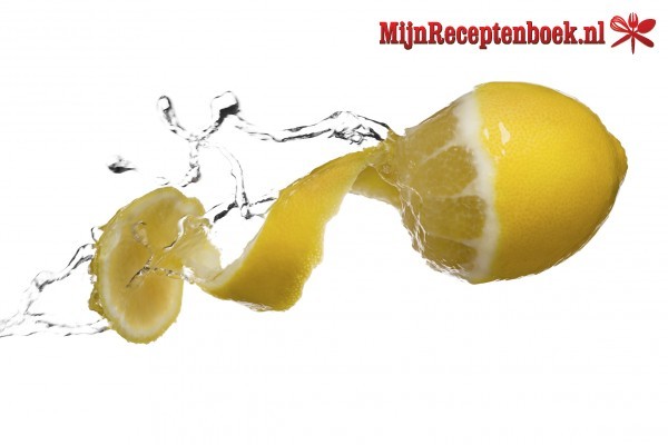 Romige citroenmousse