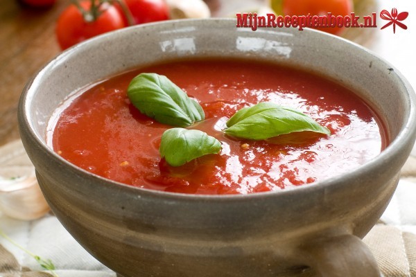 Italiaanse tomatenpaprikamarinade