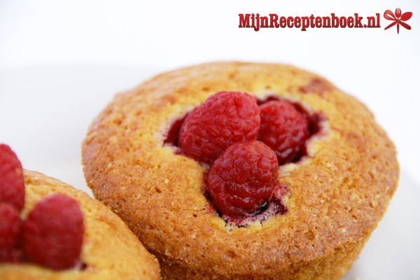 Light frambozen-kwark-muffins